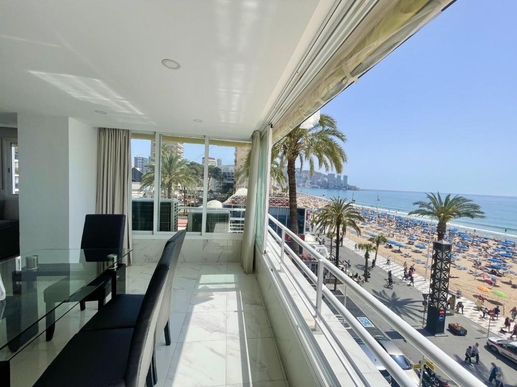 COBLANCA LEVANTE BEACH SEAFRONT — Hotel in Benidorm - Costa Blanca