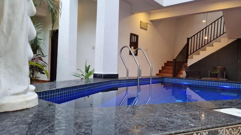 Pinnacle Countryside with PLUNGE POOL photo