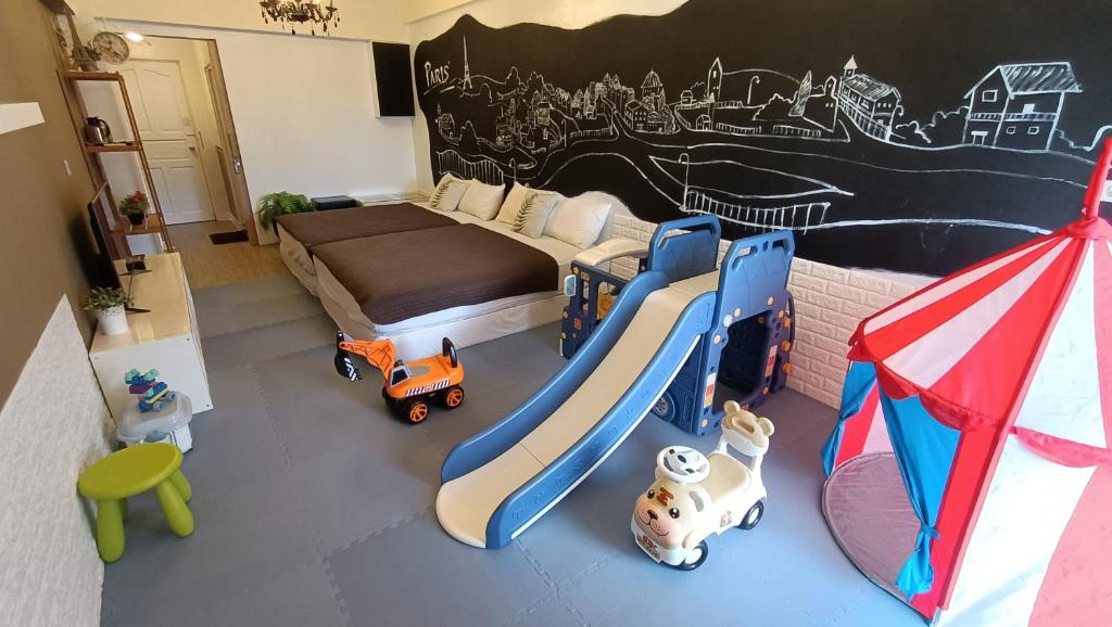 Midsummer Kenting Bed and Breakfast