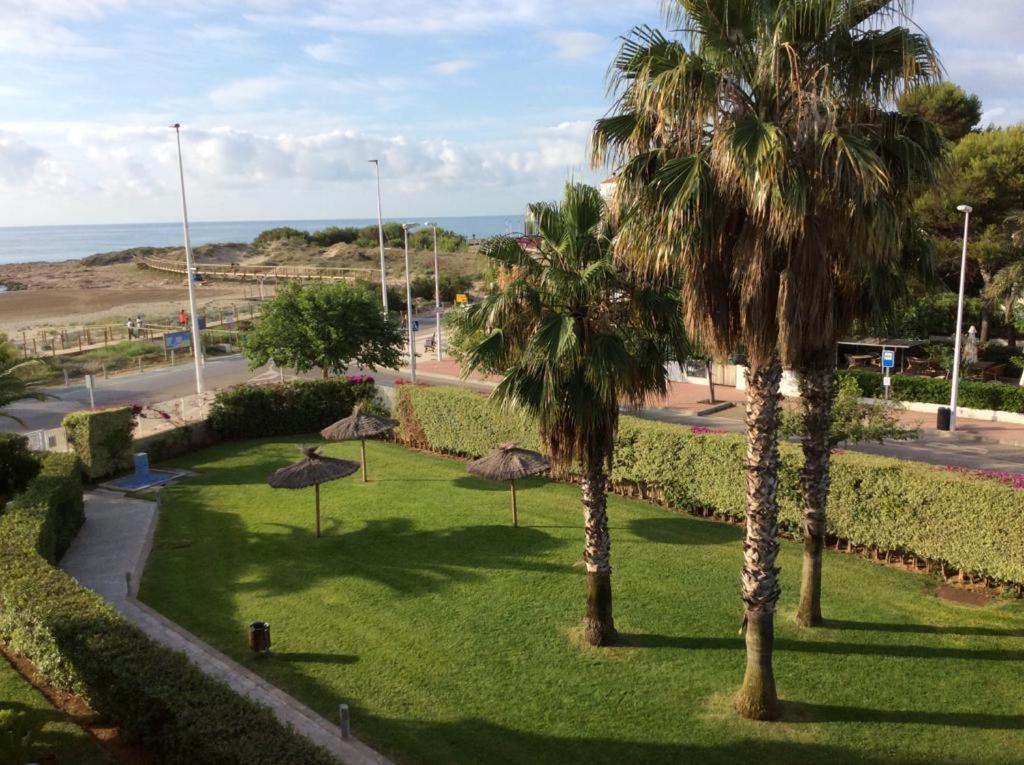 Apartamento con piscina en una preciosa playa - 5