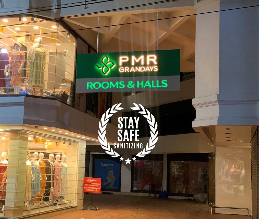 PMR GRANDAYS — Hotel in Malappuram