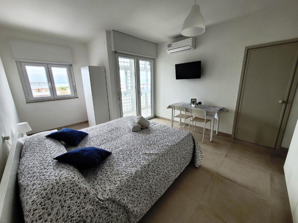 Rosato Double Lagoon & Sunset View Apartment - 3