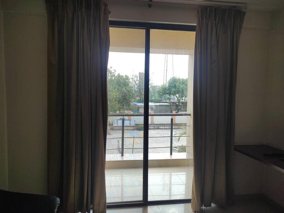 1BHK AC Service Apartment 115 photo