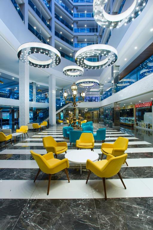Eftalia Ocean — Hotel building in Turkler