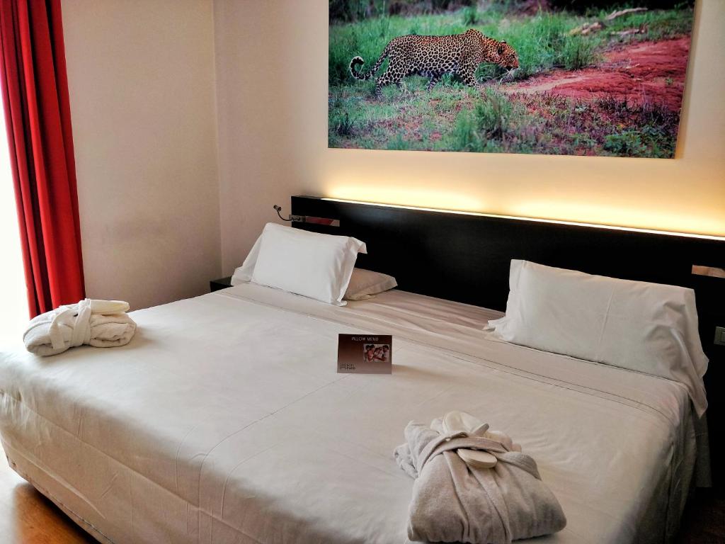 Card International Hotel - 5