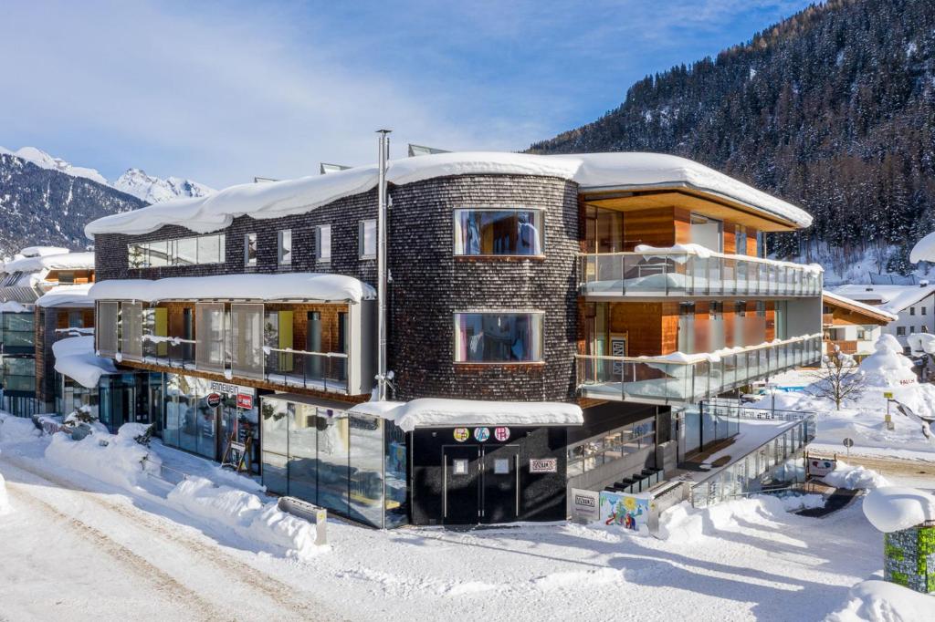 Quality Hosts Arlberg - Hotel ANTON - 2