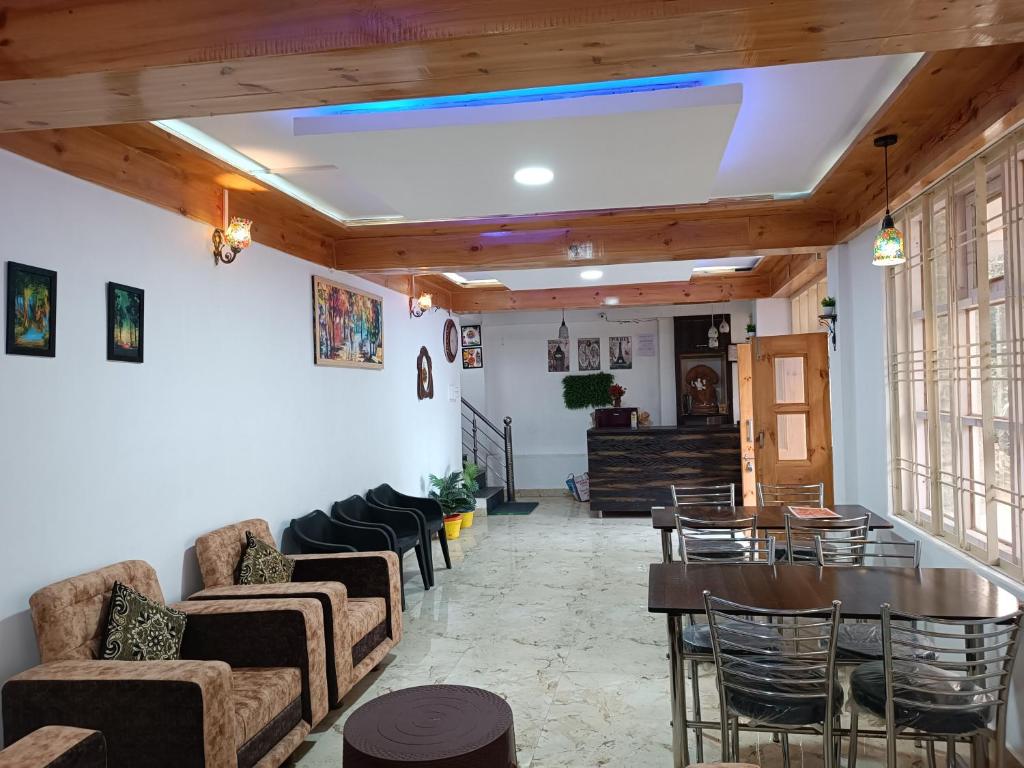 Edenroc.khajjiar photo