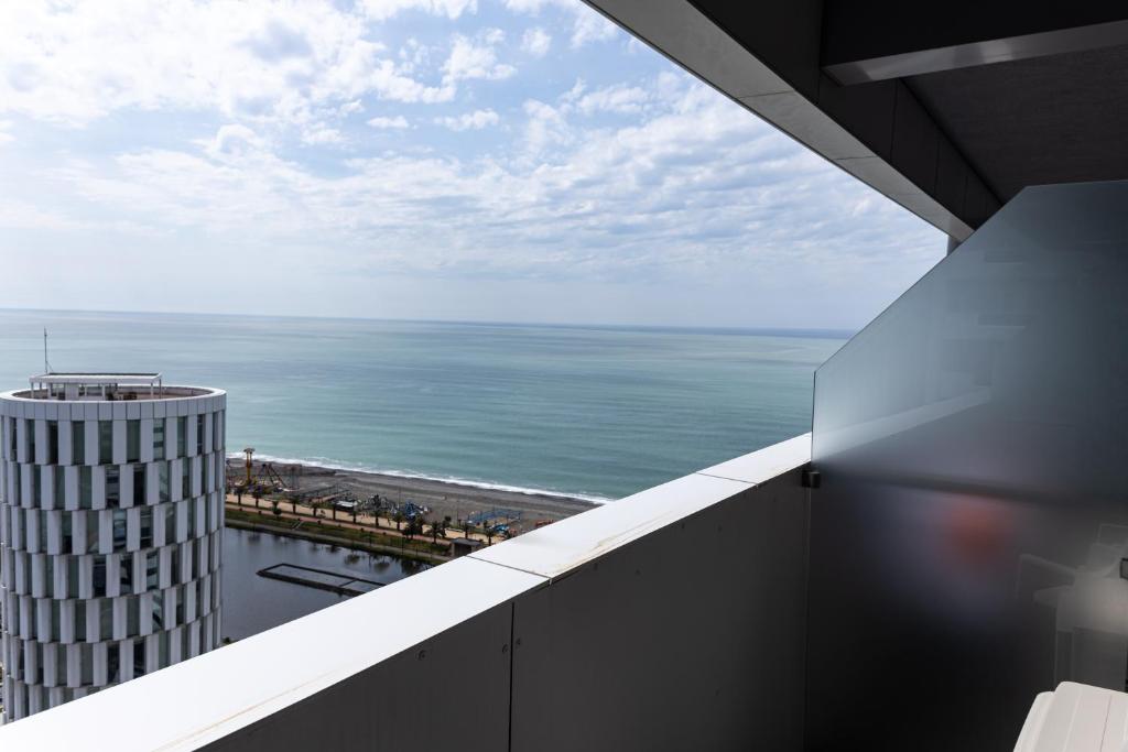 ALLIANCE PALACE GEORGIA BATUMI photo