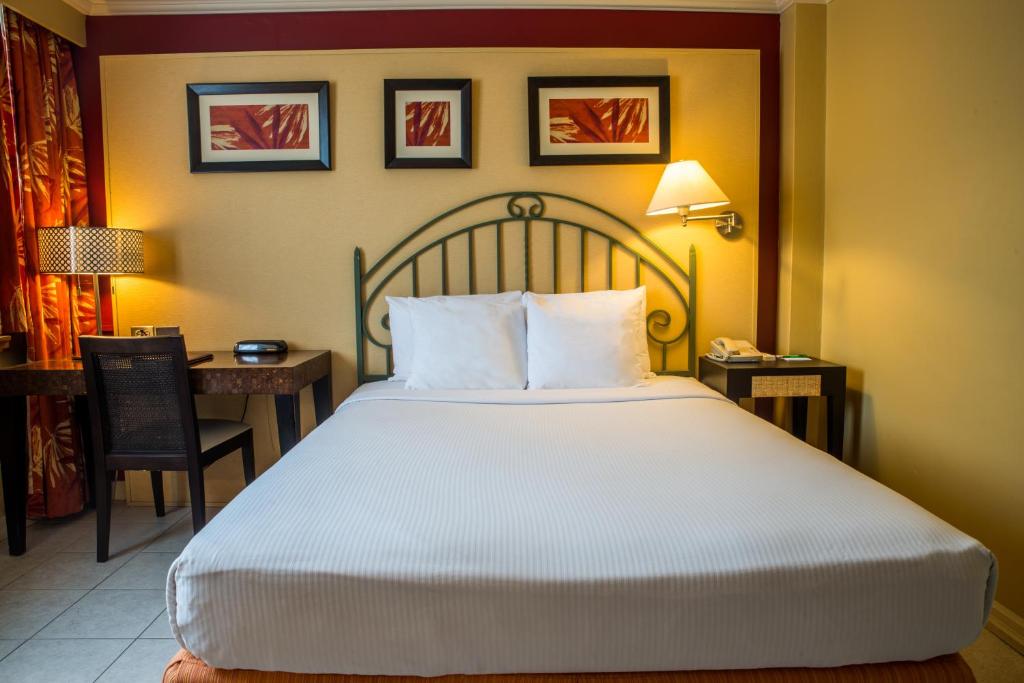 Kapok Hotel photo