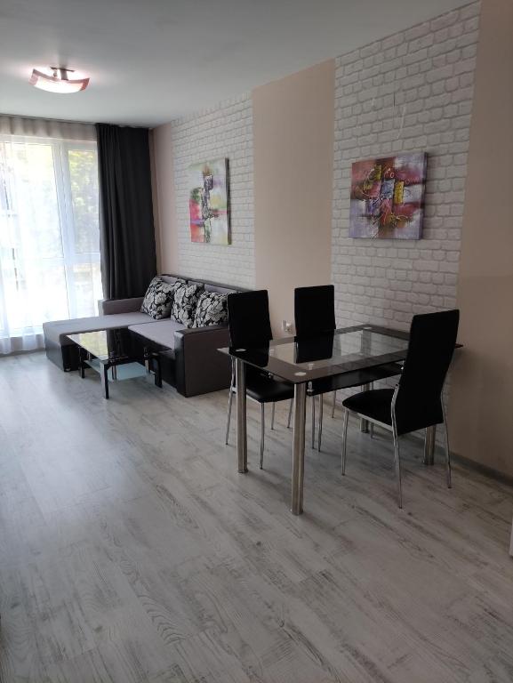 Medical University Apartments photo