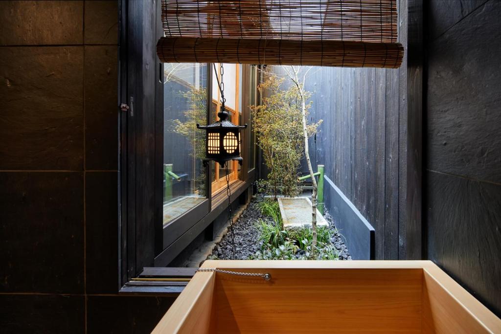 Open air bath