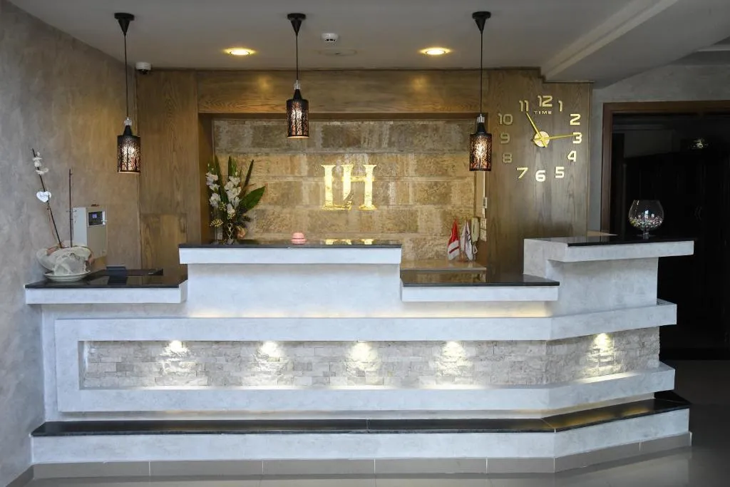 Larimar Hôtel Sfax，位于斯法克斯的酒店