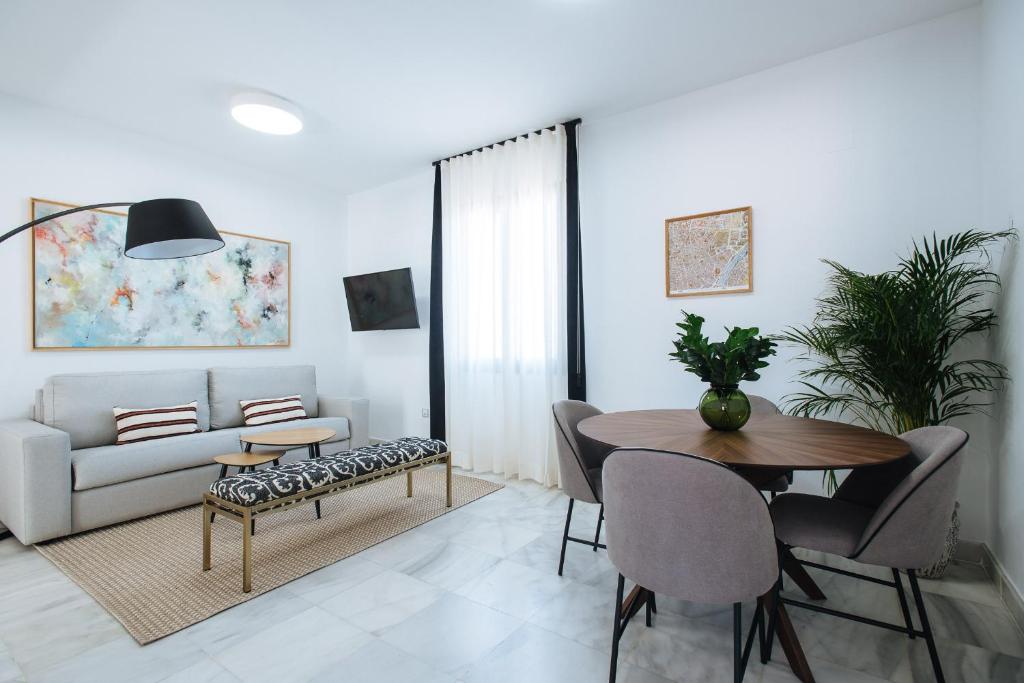 Redes Suite Apartment with Terrace, Sevilla