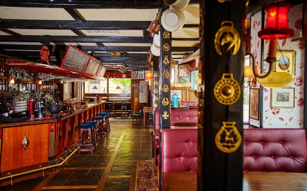Hotel Bishops Arms Koping photo