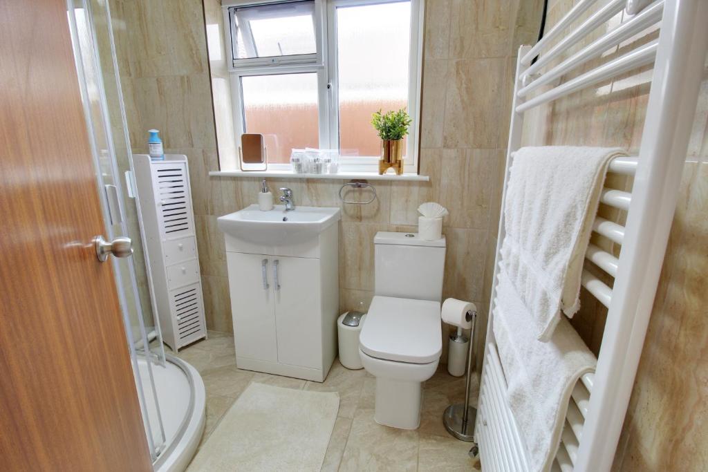Cedar Drive, Holbeach - 1 to 4 - Self Catering photo