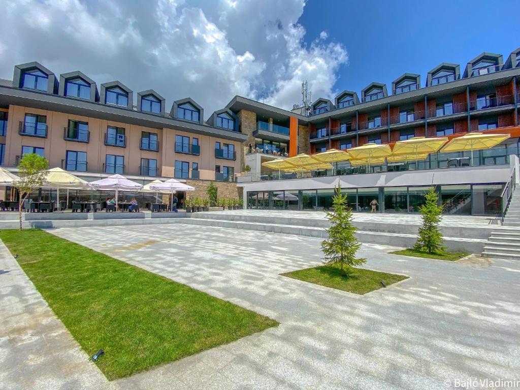 Hotel Crni Vrh - 1