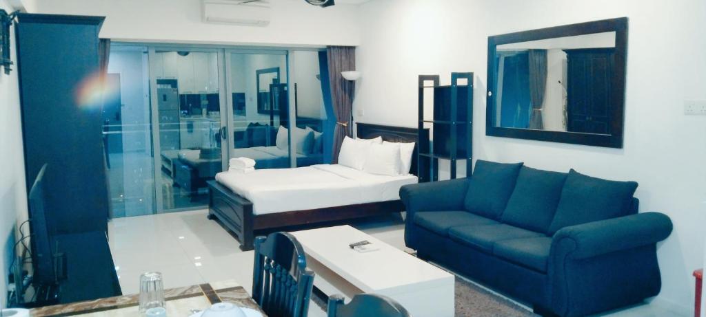 Summer suites klcc by Star Residence photo