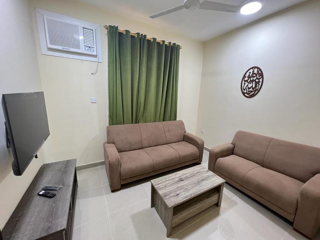 Golden Seasons Furnished Apartment 6 photo