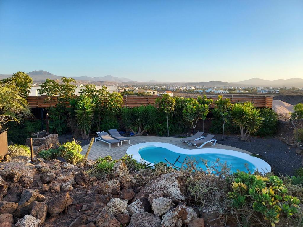 Private villa with pool in Lajares - 1
