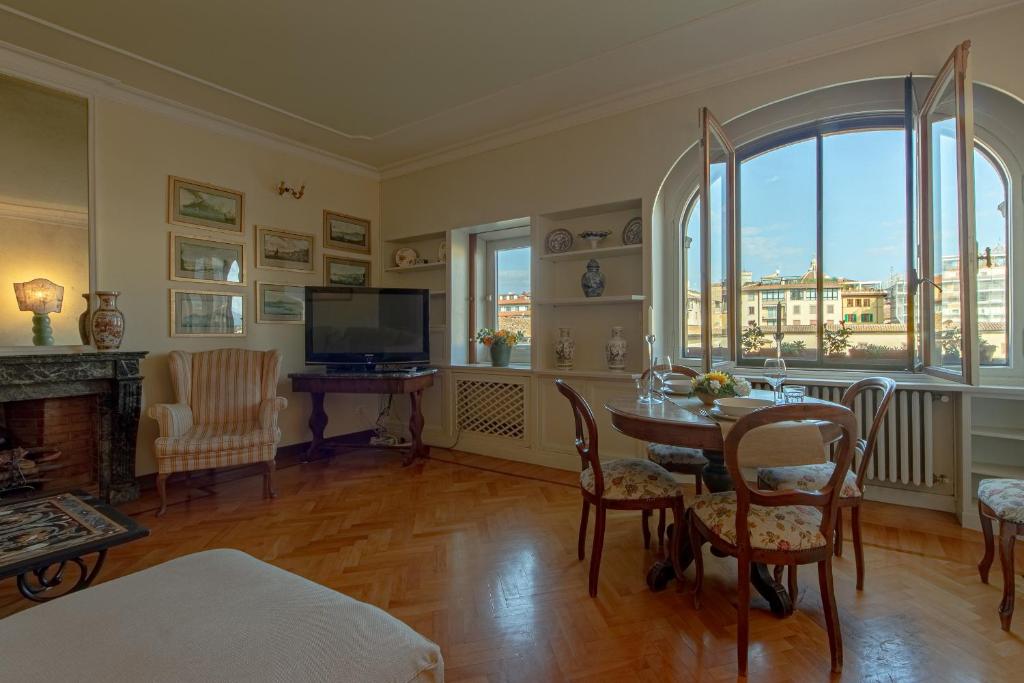 Ponte Vecchio Luxury II - 4