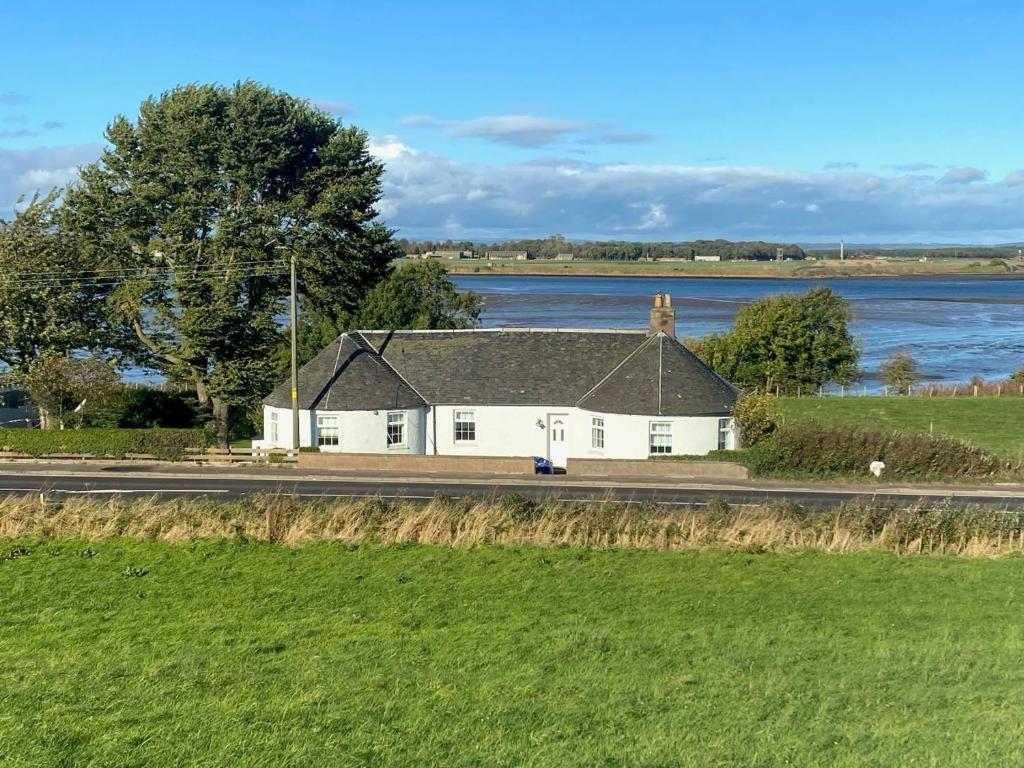 The Old Toll House — Hotel in St. Andrews