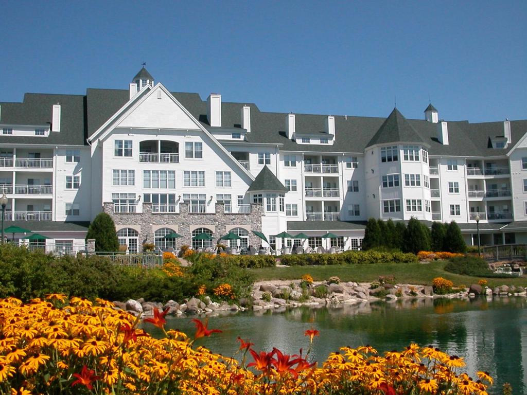 Osthoff Resort — Hotel in Elkhart Lake (WI)