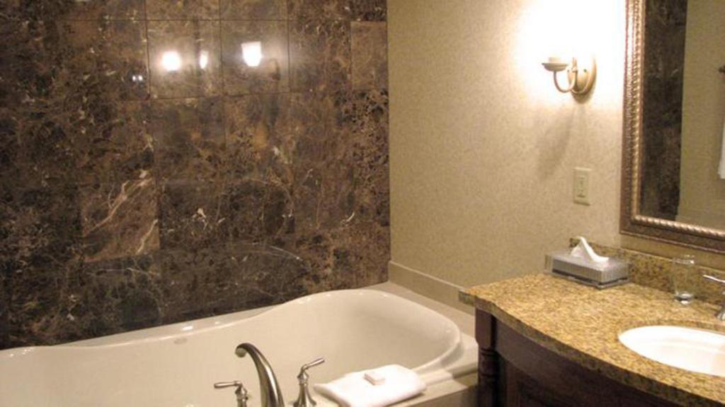 Osthoff Resort photo
