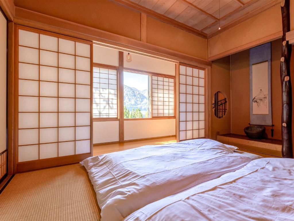 Economy Twin Room, Guest House Takazuri-KITA in Takaoka