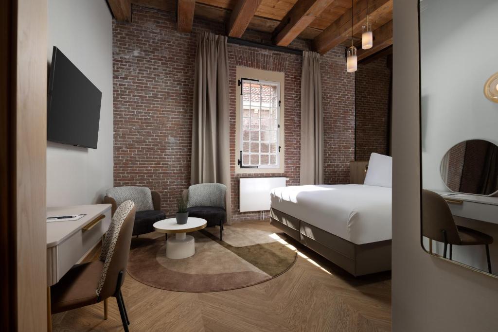 Hotel Arsenaal Delft photo
