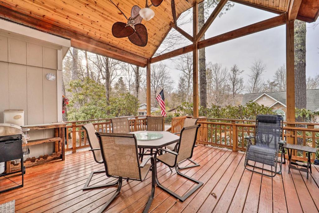 High Country Cabin Escape with Deck and Fire Pit!