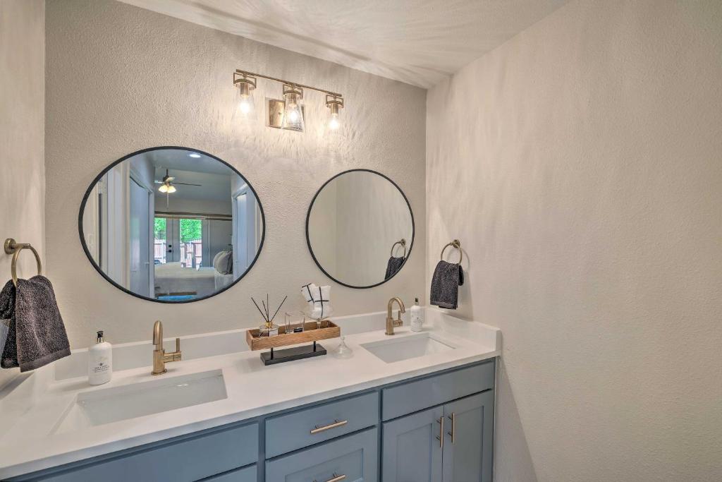 Stylish Lewisville Home Near Downtown Dallas! photo