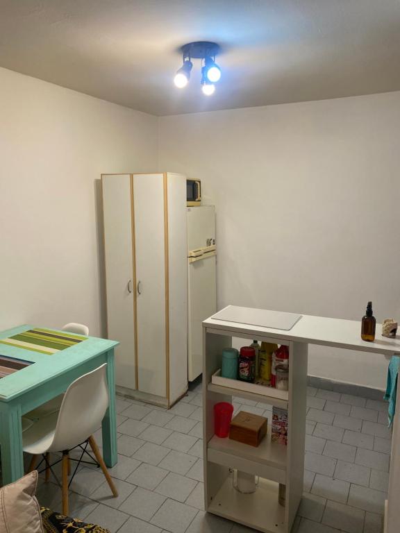 Ideal departamento a metros de Canada Dean Funes y Arturo M Bas photo