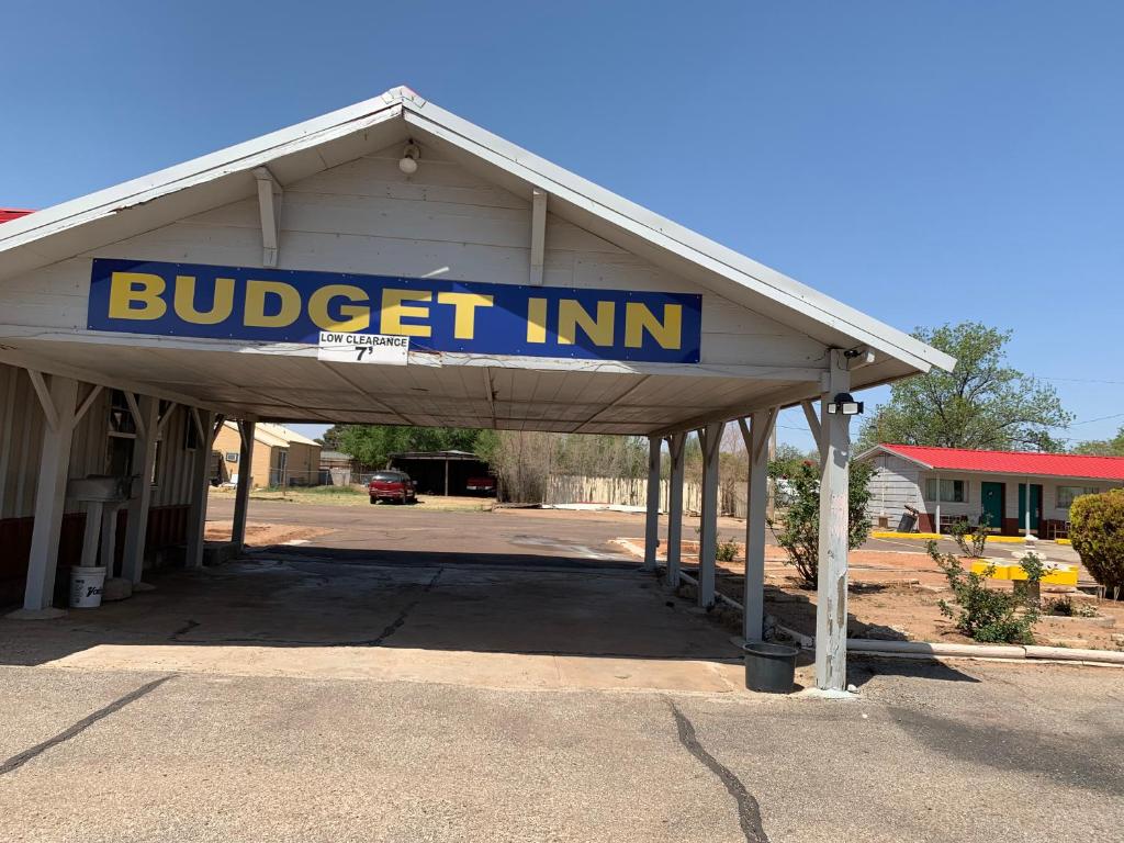 Budget Inn photo