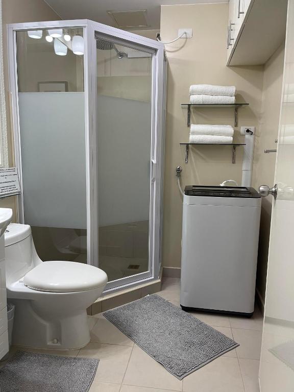 Spacious 2 Bedroom condo unit for rent photo