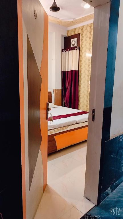 SHRADDHA HOTEL photo