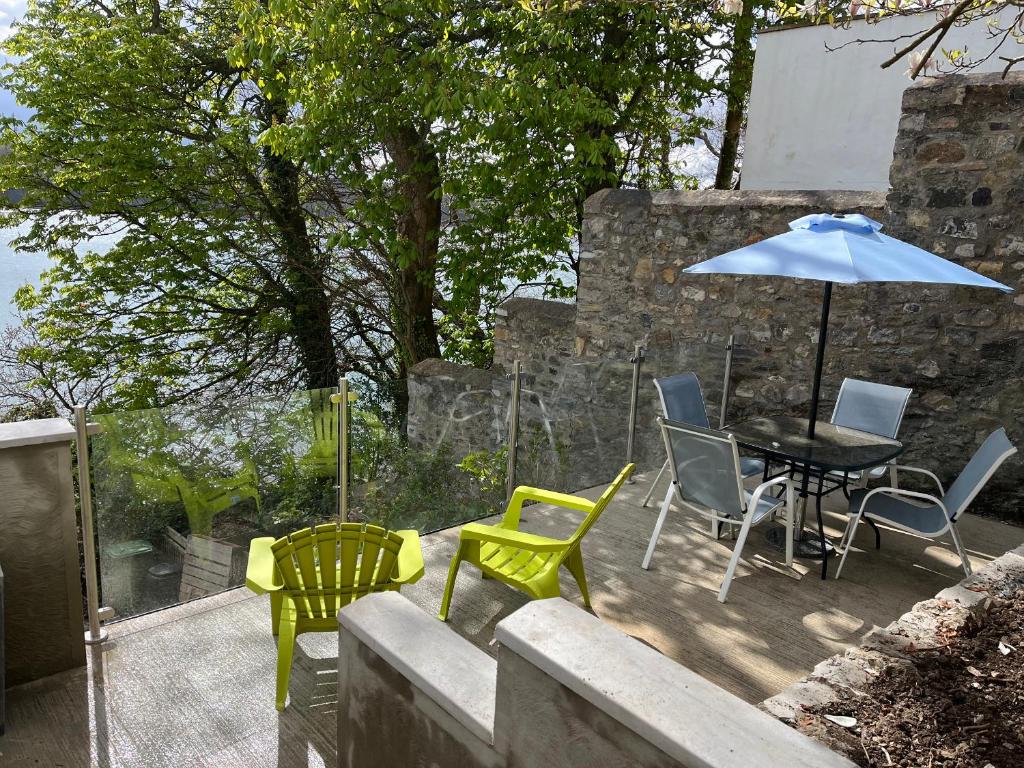 Glan Dwr Bach, Menai Bridge photo 7
