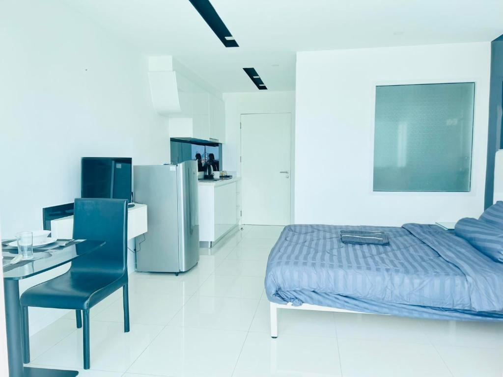 City Center Residence Condominium Pattaya RJ photo