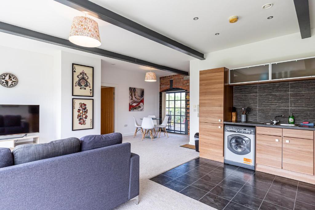 Clock Towers, 2 Bed, Stockton Heath, Warrington, Parking, Warrington