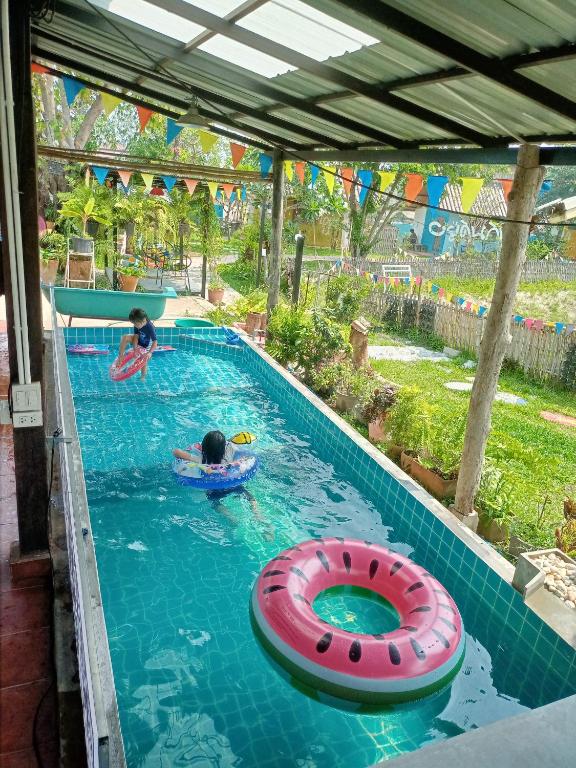 Swimming pool, Youdin Kindee Farmstay in Chiang Mai