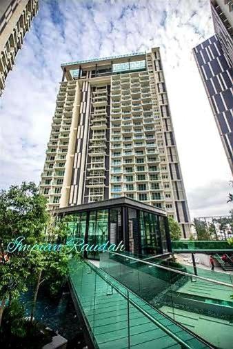The Shore Apartment in town-muslim friendly photo