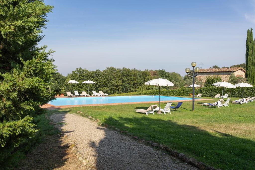Montignano Apartments