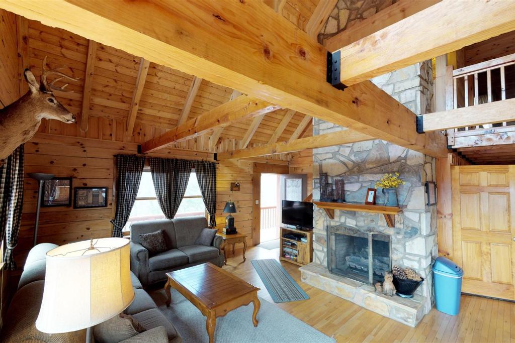 Eagles Nest, New Tazewell