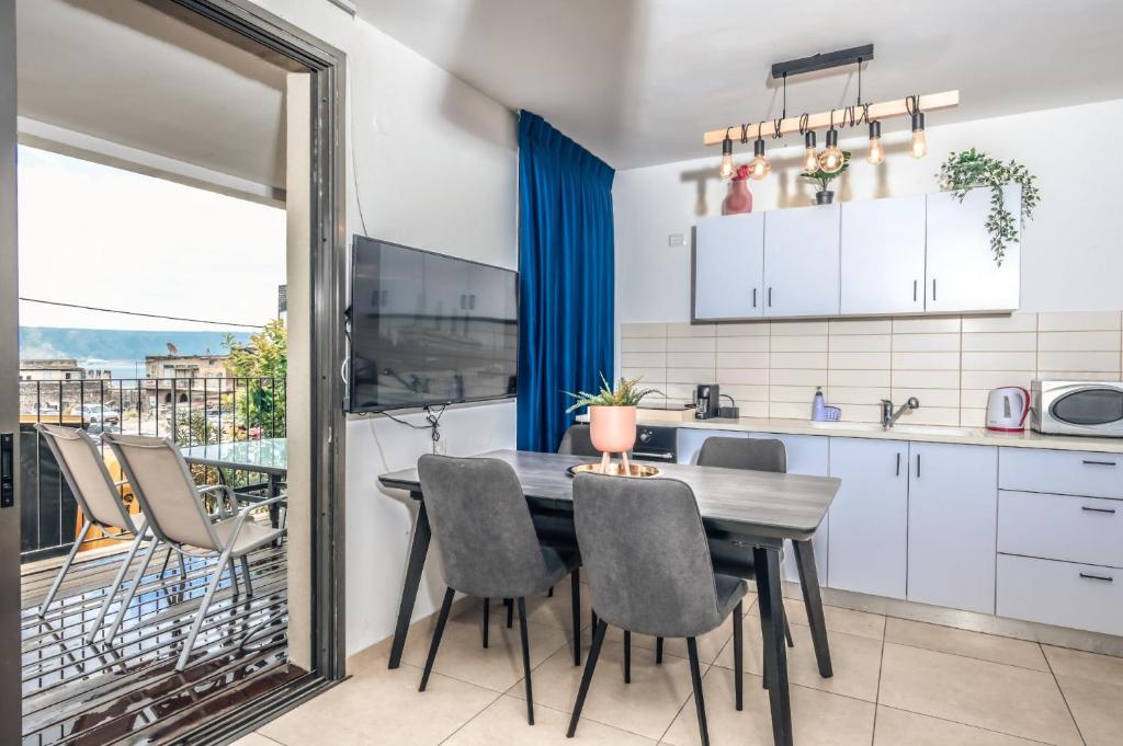 YalaRent Migdalor Apartments with Sea Views photo