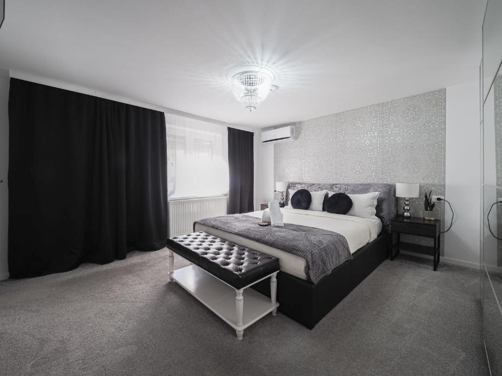 For You Apartments Gold &amp; Silver — Hotel in Sibiu