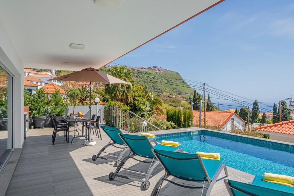 OurMadeira - Arco Sun, modern photo