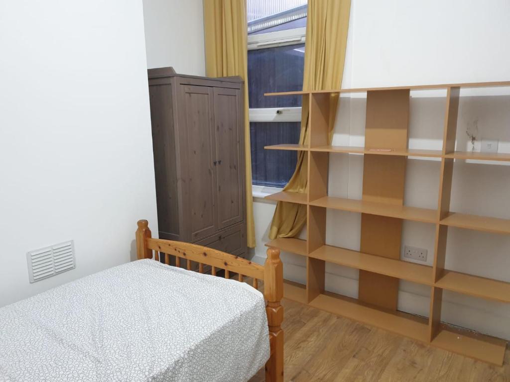 Burney Tomar House — Hotel in London