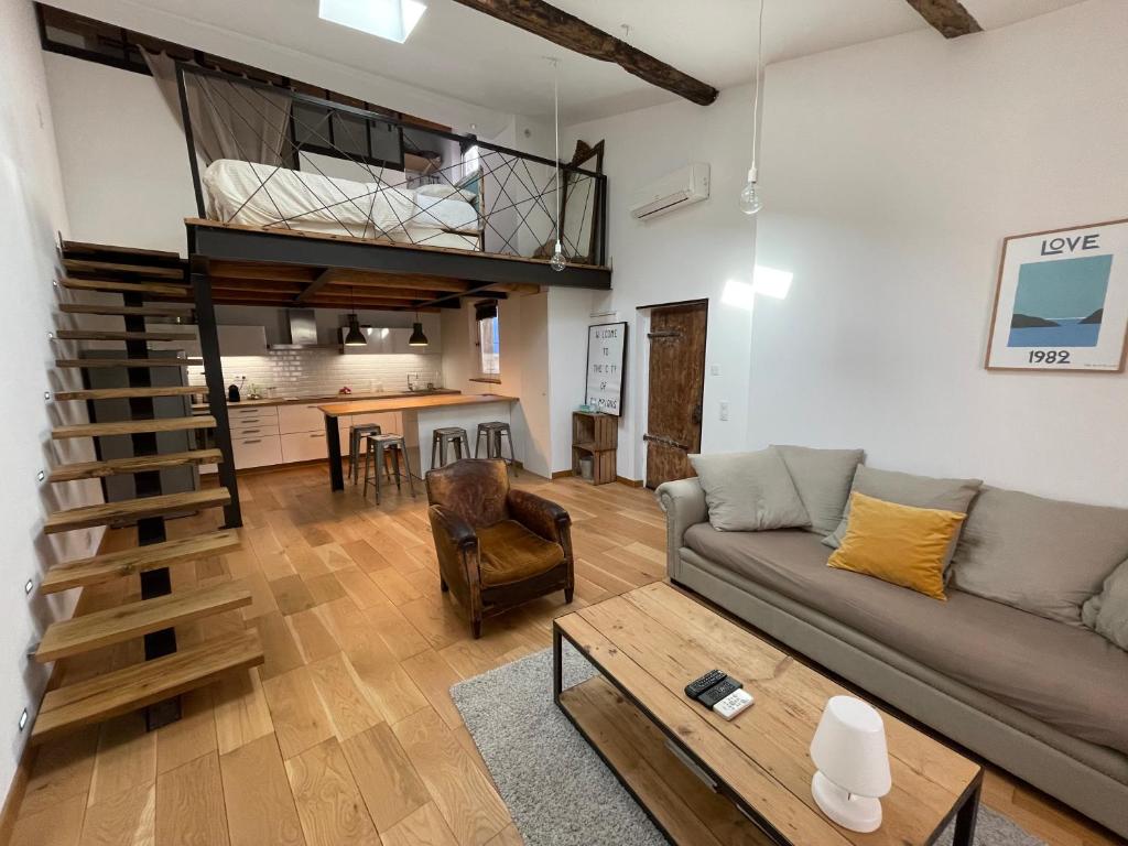 duplex avec vue sur les arènes - 1