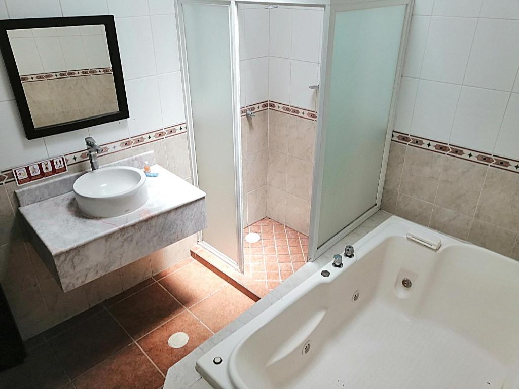 Hotel Aquiles photo