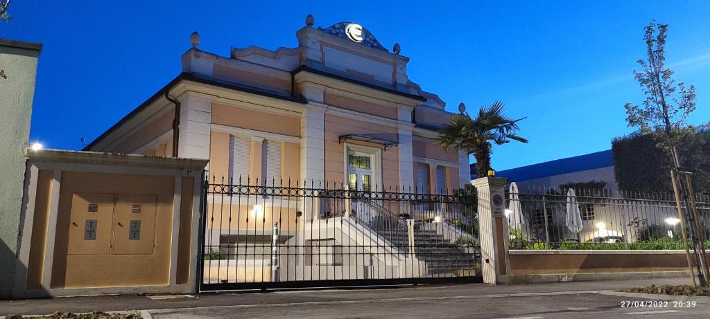Hotel B&B Euro photo