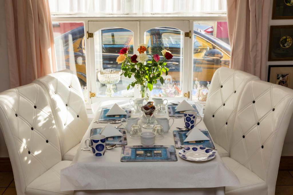 The Gallery B&B, the Glen, Kinsale ,County Cork photo